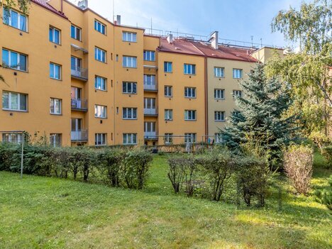 Prodej bytu 1+1, 40m2, ulice Zákostelní, Praha - Vysočany