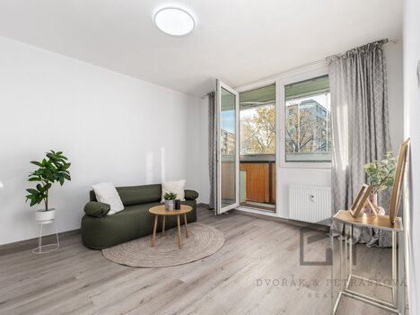 Pronájem bytu 1+1 s lodžií Praha Záběhlice