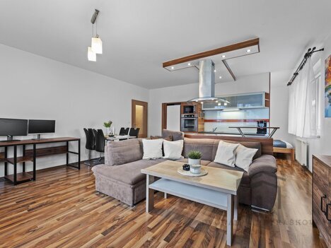 Prodej bytu 3+kk v Čakovicích